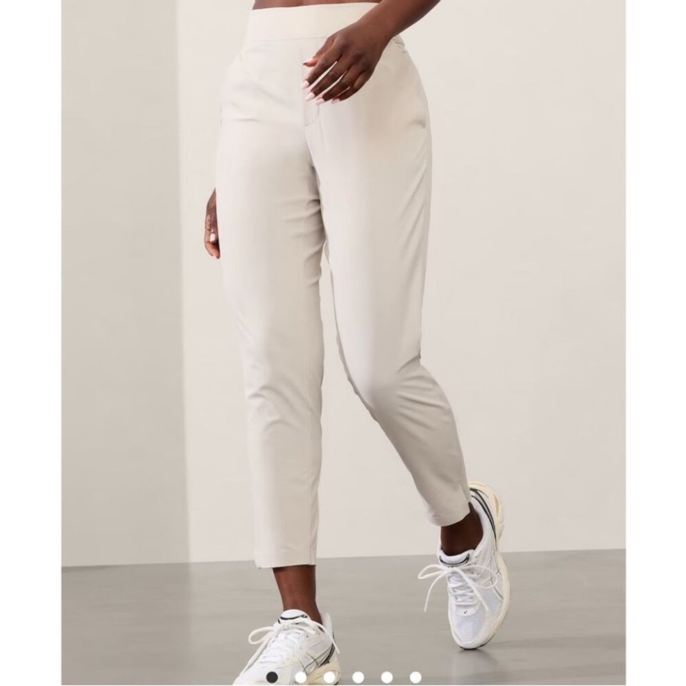 Athleta Cream Women's Pants Size 4/P